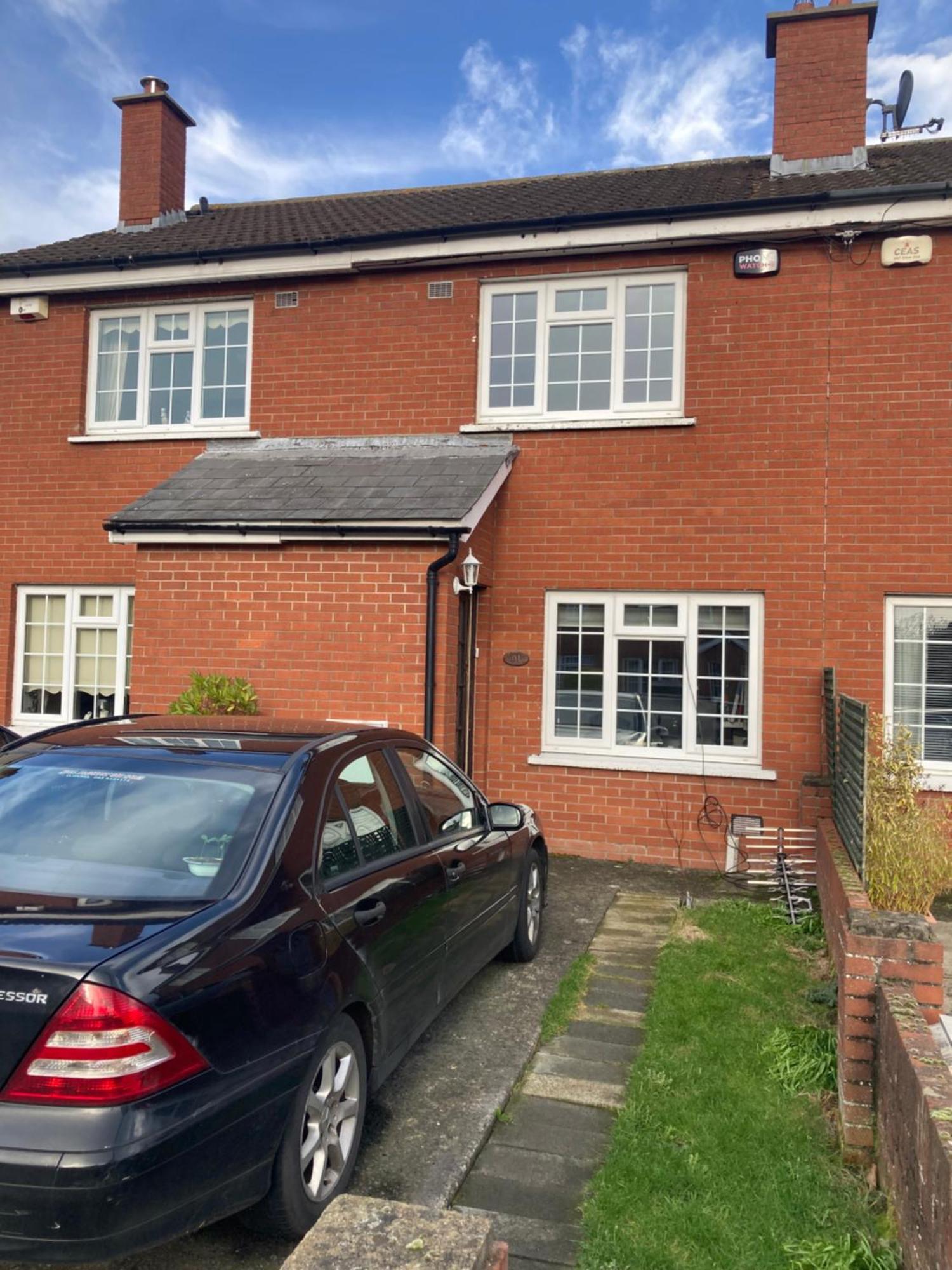 Entire Terraced Two Story Redbrick House With Parking In Secluded Cul De Sac Dublin Exterior foto